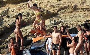 Kendall Jenner viđena na krstarenju s novim dečkom