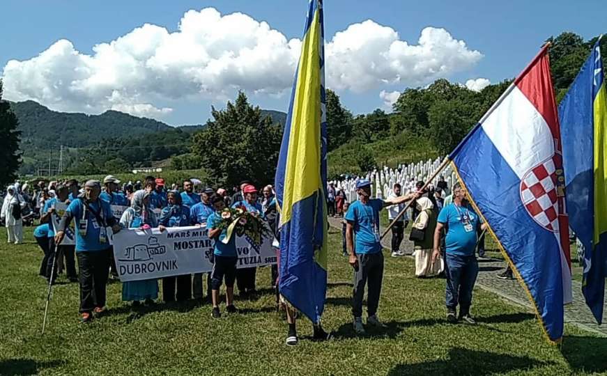 Učesnici Marša mira iz Dubrovnika stigli u Memorijalni centar Potočari