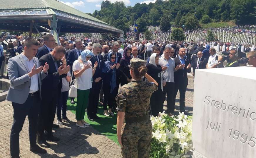 Delegacija KS-a u Potočarima: Danas slušamo žrtve, a ne politiku