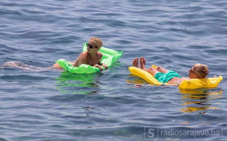 More kod Dubrovnika opet puno fekalija: Nemojte se kupati na ovoj plaži