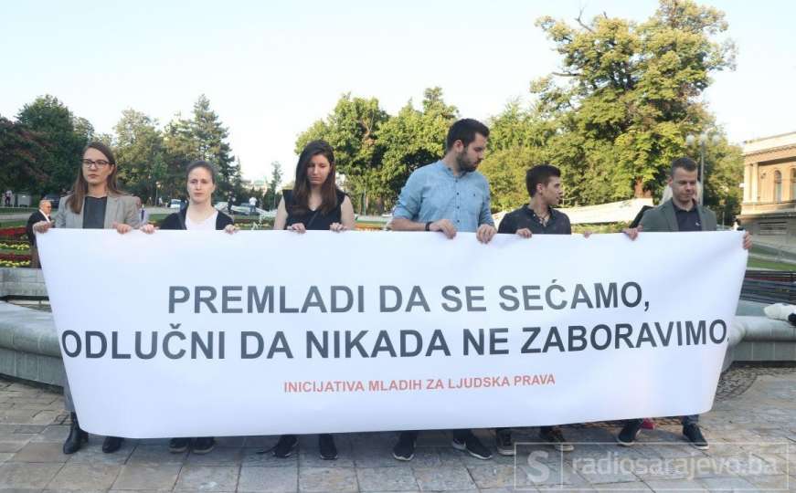 Beograd: Mladi obilježili 24. godišnjicu genocida u Srebrenici