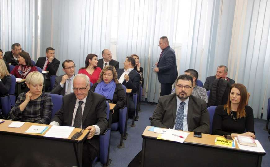 Smijenjena Vlada Tuzlanskog kantona: Novi premijer iz SDA
