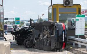 Uznemirujuće: Pogledajte snimak saobraćajne nesreće na naplatnim kućicama