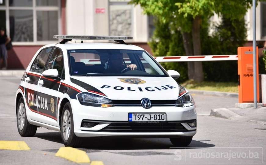 MUP Kantona Sarajevo prodao 52 havarisana vozila za 103.500 KM