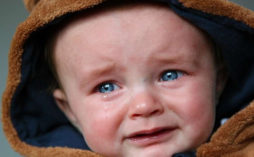 Sistem umjetne inteligencije roditeljima će govoriti zašto bebe plaču