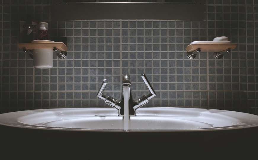 Čisti li ruke bolje tekući ili kruti sapun? 