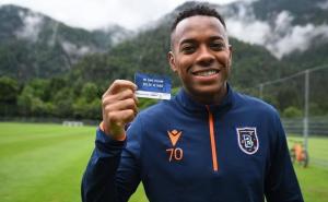 Robinho i Arda Turan postali članovi Fudbalskog kluba Željezničar