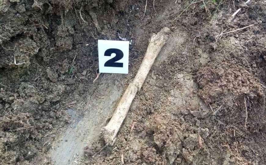 Hrtar Grad: U masovnoj grobnici pronađeni posmrtni ostaci najmanje 6 žrtava
