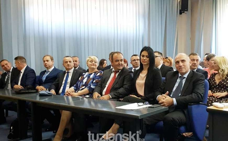 Imenovana nova Vlada TK: Ovo su ministri premijera Denijala Tulumovića