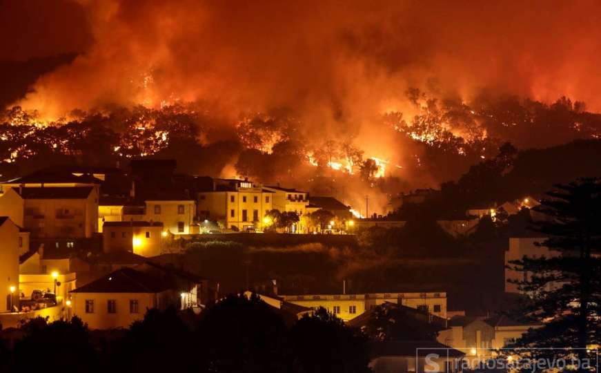 Užas u Portugalu: Hiljade vatrogasaca se bore s vatrenom stihijom