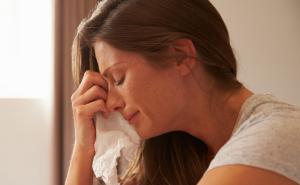 Naučnici iznenađeni otkrićem: Evo što plakanje tačno čini vašem tijelu 