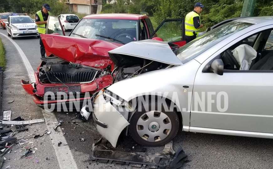 Saobraćajna nesreća nadomak Sarajeva: Jedna osoba prevezena na ukazivanje pomoći