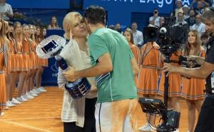 O poljupcu Kolinde i Lajovića svi pričaju: Ali tek da vidite šta je obukla 