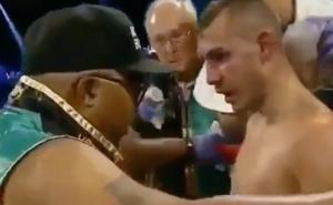 Pojavio se snimak kada trener govori bokseru "Ja ću ovo prekinuti", ubrzo je preminuo