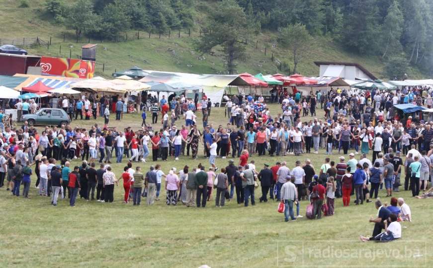 Janjad se već okreću, bikovi spremaju: Stižu prvi gosti na koridu u Čevljanoviće