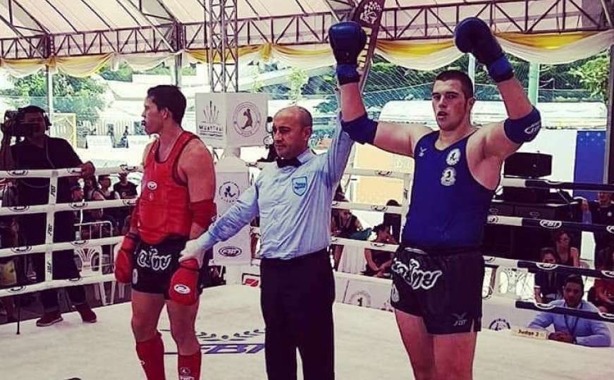 Mostarac Petar Drežnjak postao svjetski prvak u tajlandskom boksu