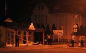 Pucnjava u Tuzli: Iz vozila u pokretu ispucao devet metaka u kafić i automobil