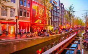 Radnice industrije seksa u Amsterdamu ne žele se preseliti