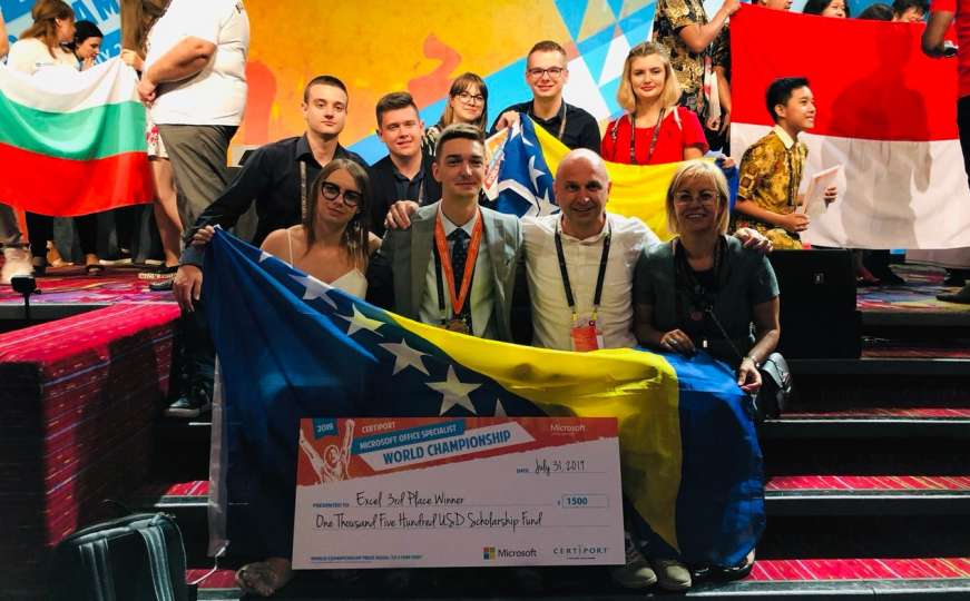Tarik Džambić osvojio bronzu na Svjetskom 'Microsoft Office Specialist' takmičenju 