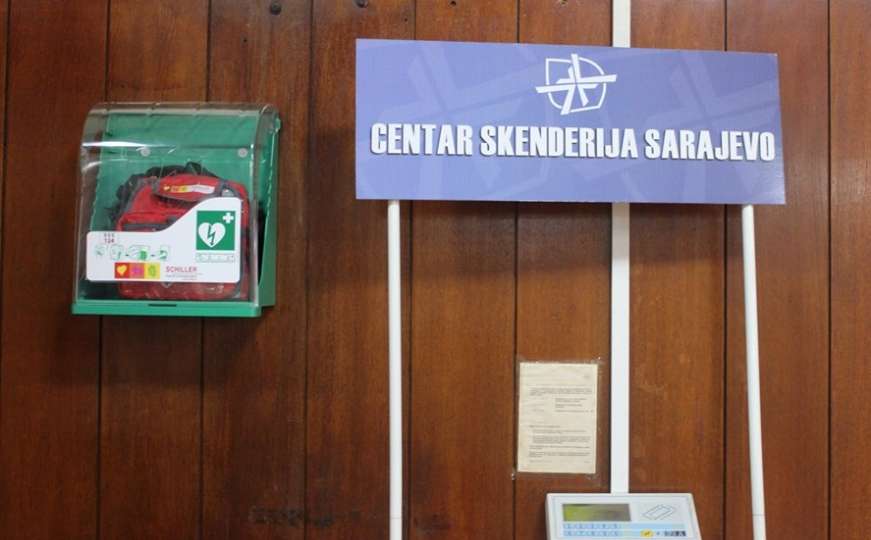 Može spasiti život: Četvrti defibrilator postavljen u KSC Skenderija