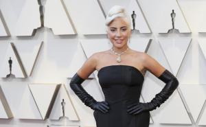 Lady Gaga pokazala stražnjicu i raspametila Instagram