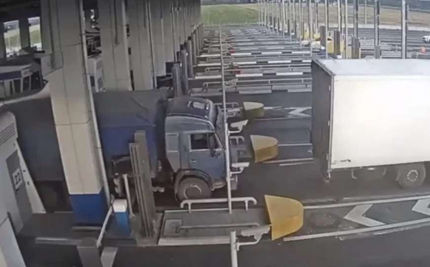 Vozač kamiona uspio izbjeći plaćanje cestarine, ali ga je stigla karma 