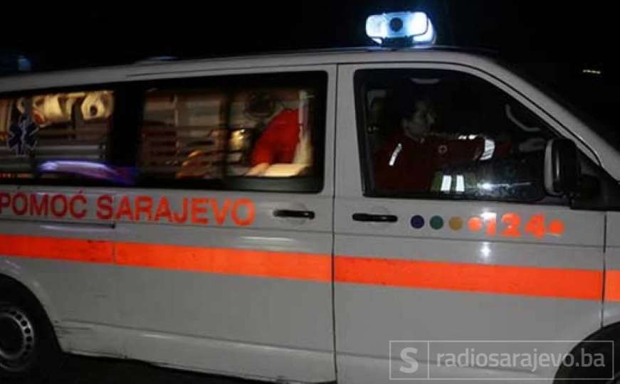 Automobilom sletili s ceste kod Tarčina: Mladić teže povrijeđen