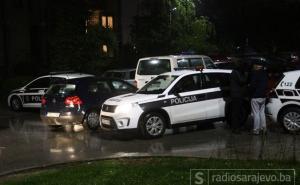 Drama na Socijalnom: Žena mužu prijetila makazama, intervenisala policija