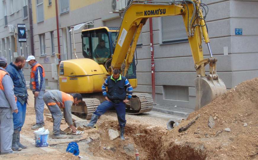 Vodovod i danas kopa: Pogledajte u kojim sarajevskim ulicama neće biti vode