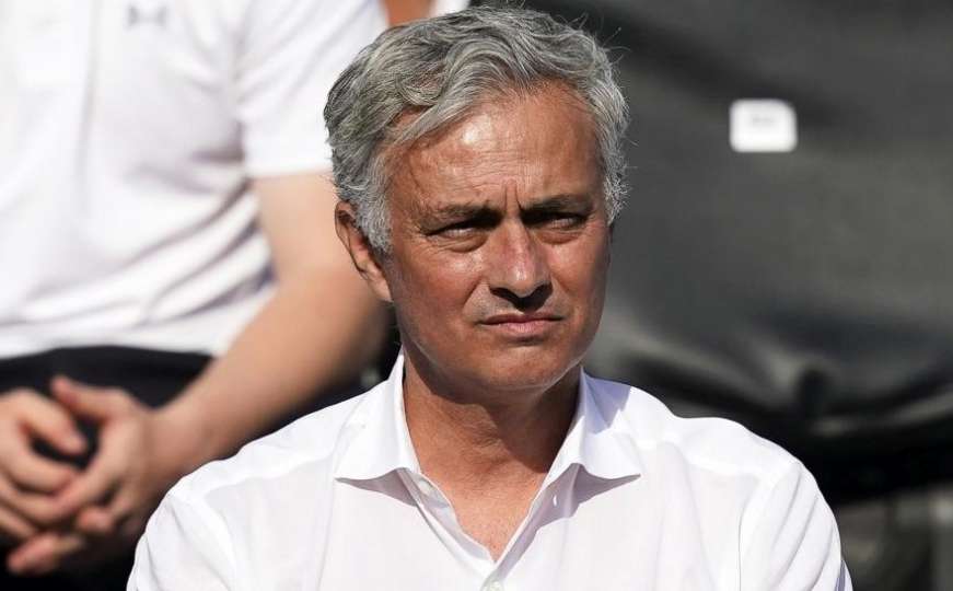 Jose Mourinho ima novi posao, ali neće sjediti na klupi