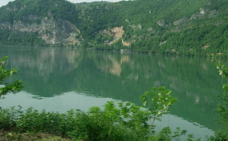 Utopio se 15-godišnjak u rijeci Drini 