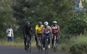 Četiri Kenijca biciklima putovali do Meke kako bi obavili hadž