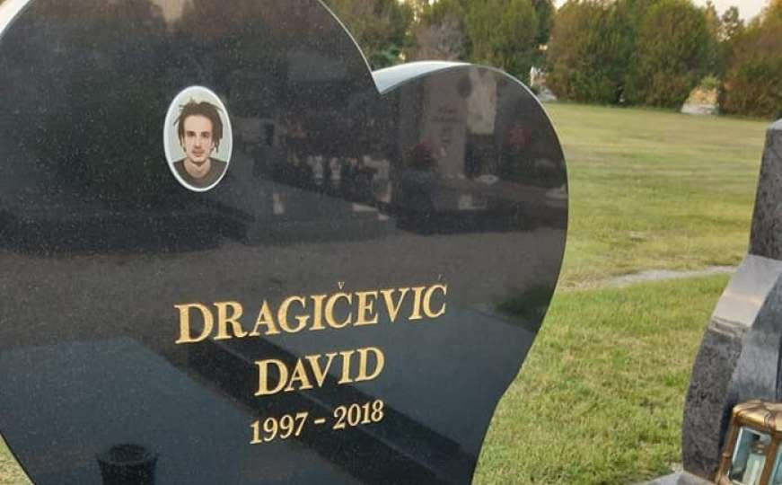 David Dragičević dobio spomenik u obliku srca