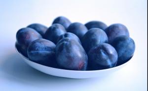 Jedan od najstarijih lijekova: Zašto su šljive dobre za mršavljenje