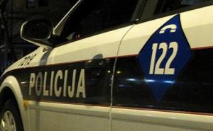 Automobilom udario u stub: Mladić poginuo, suvozač teško povrijeđen