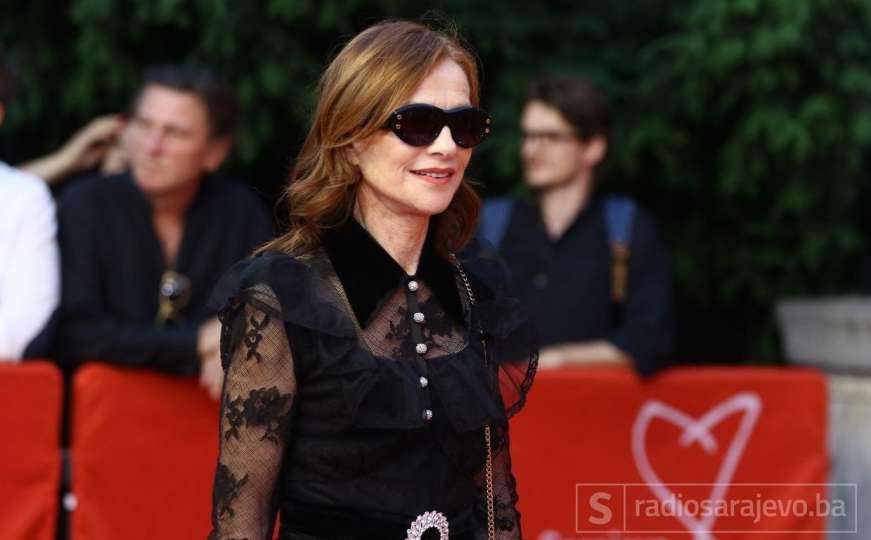 Legendarna francuska glumica Isabelle Huppert prošetala bosanskim ćilimom