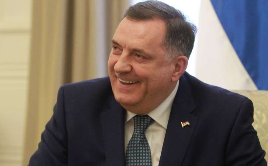 Dodik: Političari iz Sarajeva imaju podanički odnos prema strancima