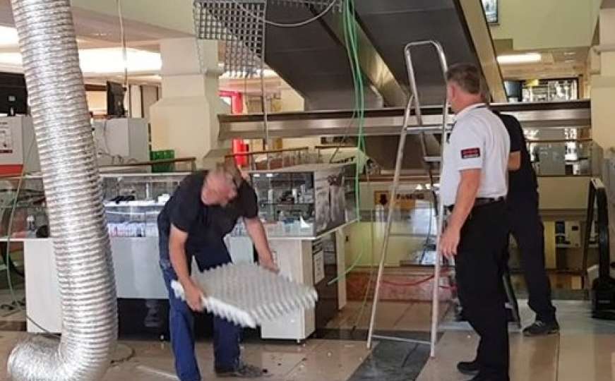 Drama u tržnom centru: Žena propala kroz plafon