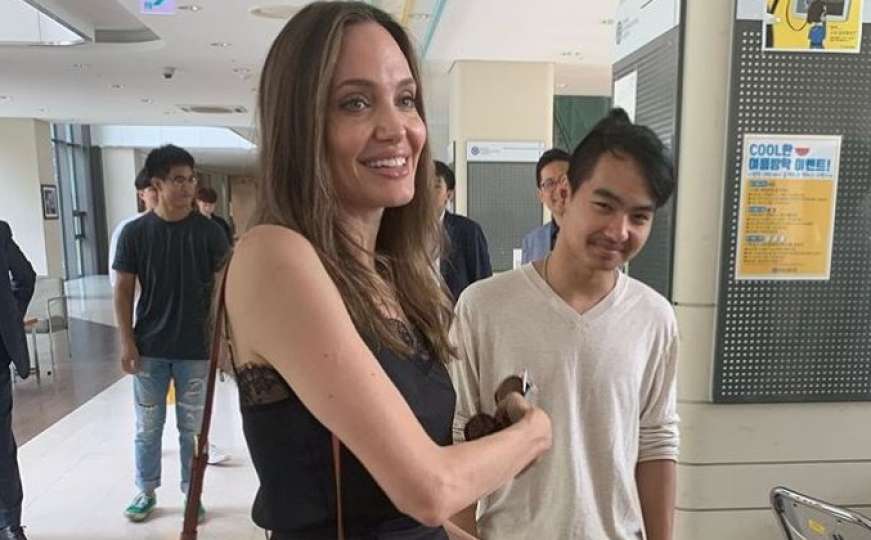 Angelina Jolie jedva je suspregnula suze: Najstariji sin odlazi na fakultet
