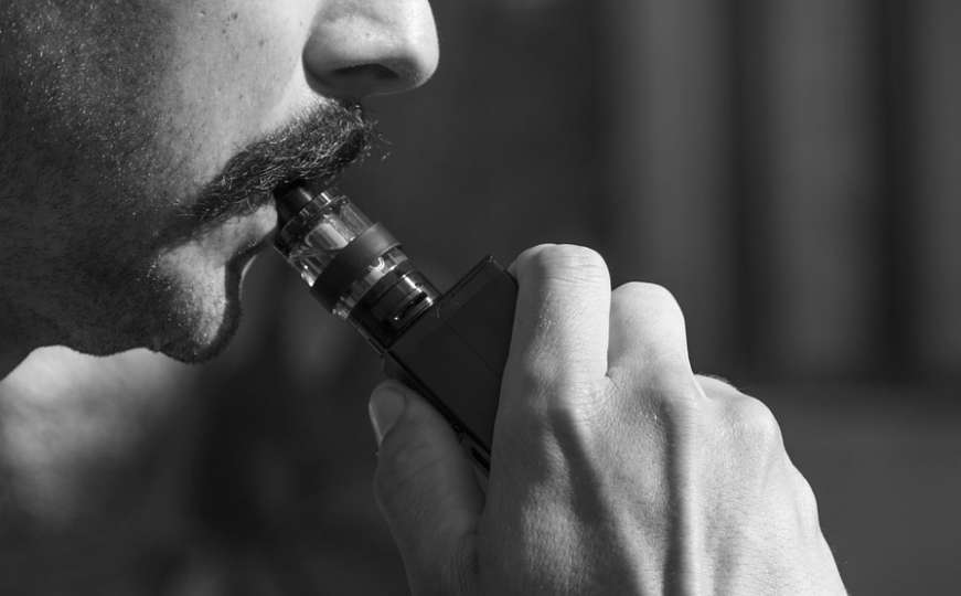 U Illinoisu prva smrt povezana s e-cigaretama
