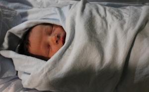 Beograd: Beba pronađena u kontejneru pored groblja 