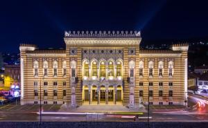 Sarajevo: Pogledajte kako je Vijećnica ponovo zasjala