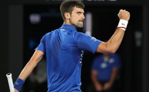 Đoković jači od boli i Londera: Novak dva puta bio na masaži