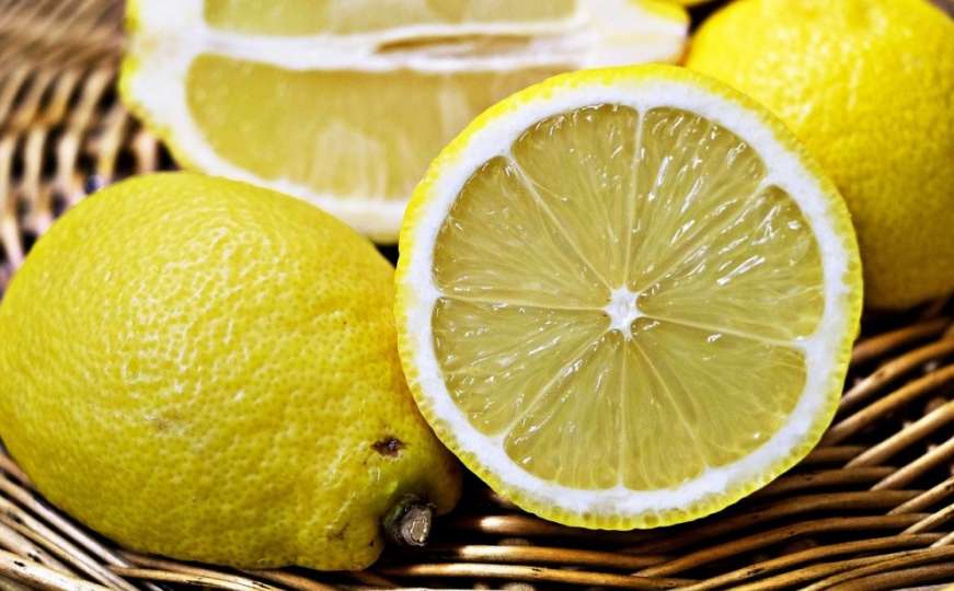 Limun sve vrijeme cijedimo pogrešno: Ovo je jedini PRAVI način