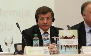 Vladajući AKP u Turskoj namjerava isključiti Ahmeta Davutoğlua