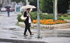 Vrijeme danas: Oblačno, mogući i kratkotrajni pljuskovi