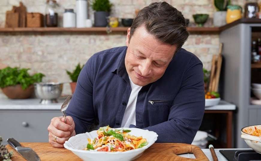 Jamie Oliver se kune:  Ovo je najbrži recept za najukusniju tjesteninu na svijetu