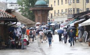 Danas najavljeno novo kišno osvježenje: Za vikend temperature niže i za pet stepeni