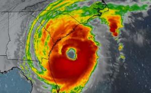 Uragan Dorian se opasno približava istočnoj obali SAD-a