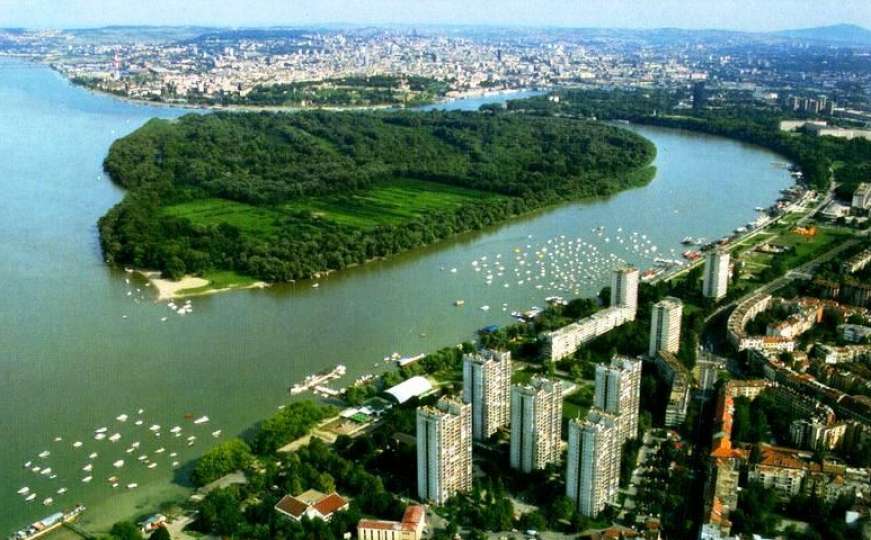 Neprijatni mirisi: Gradovi u Srbiji jedini u Europi gdje se voda ne prečišćava